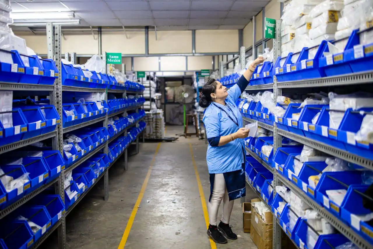 北京礼品包装定制指南：礼品盒与手提纸袋材质选择要点